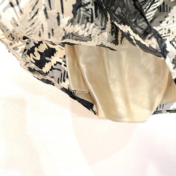 St. John Sheer Lined Silk Blend Draped Neck Sleeveless Cami Black Cream Top - S - Picture 5 of 13